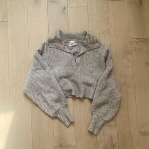 TIARA CROPPED SWEATER